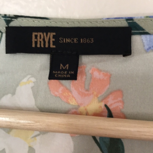 NEW FRYE DRAWSTRING WAIST V-NECK DRESS. M - Picture 7 of 9